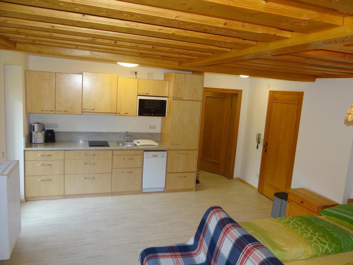 Haus Edelweiss Apartment Санкт Маргаретен им Лунгау Стая снимка