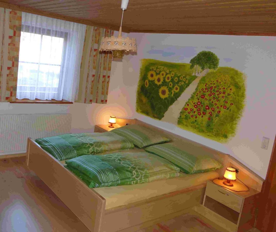 Haus Edelweiss Apartment Санкт Маргаретен им Лунгау Екстериор снимка