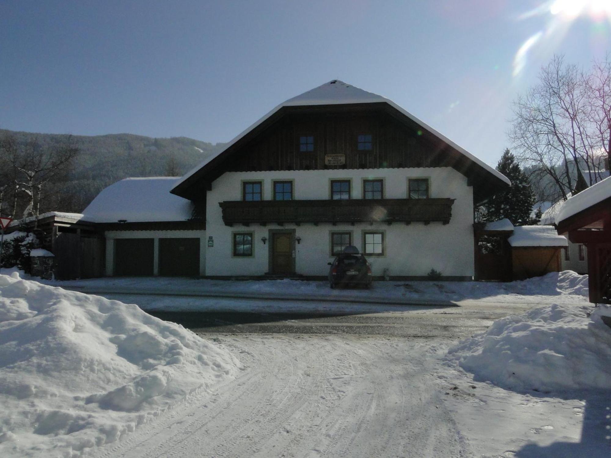 Haus Edelweiss Apartment Санкт Маргаретен им Лунгау Екстериор снимка